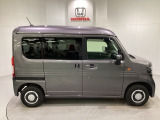 購入後も自社指定整備工場完備でお客様の愛車をしっかりサポート致します!御納車時には安全かつ安心してお乗り頂けるようホンダ専門知識を持つ整備スタッフが点検・整備・装備も説明をしてお渡ししております。