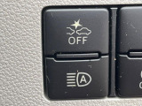 【スマートアシスト】走行中に前方の車両等を認識し、衝突しそうな時は警報とブレーキで衝突回避と被害軽減をアシスト。より安全にドライブをお楽しみいただけます。