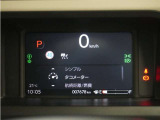 純正8インチHondaCONNECTナビ(VXM-245ZFEi)&バックカメラが装備されているので、普段の使い勝手もロングドライブも快適です。