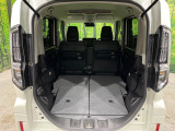 普段のお買い物や通勤、送迎等に十分な荷室スペースを確保しております。セカンドシートを倒すと、大きな荷物の積載も可能です♪