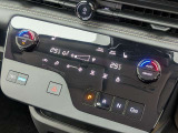 オートエアコンで温度を設定するだけで快適な車内環境を維持することができます!