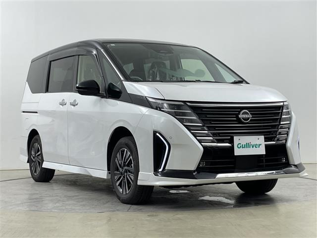 セレナ 2.0 ハイウェイスターV 4WD 4WD 修復歴無し