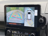 【全周囲カメラ】専用のカメラにより、上から見下ろしたような視点で360度クルマの周囲を確認することができます☆死角部分も確認しやすく、狭い場所での切り返しや駐車もスムーズに行えます。