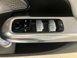 メモリー付き電動シートも装備されておりますのでシート位置を3パターン記憶できます。