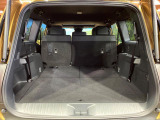 普段のお買い物や通勤、送迎等に十分な荷室スペースを確保しております。セカンドシートを倒すと、大きな荷物の積載も可能です♪