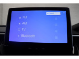 Bluetoothオーディオ対応しています。スマートフォンなどをカーオーディオへ無線で接続し、お気に入りの音楽を再生可能。