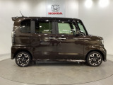 購入後も自社指定整備工場完備でお客様の愛車をしっかりサポート致します!御納車時には安全かつ安心してお乗り頂けるようホンダ専門知識を持つ整備スタッフが点検・整備・装備も説明をしてお渡ししております。