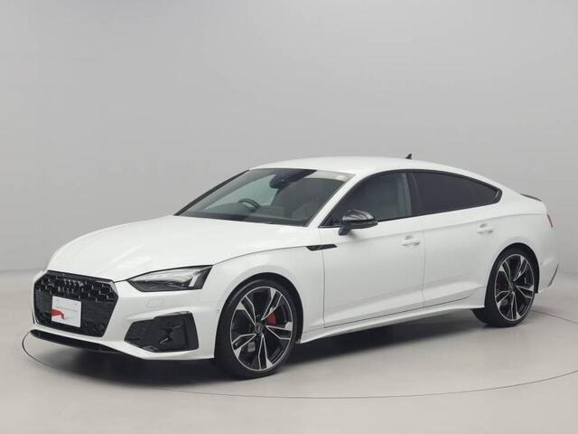 A5スポーツバック Sライン コンペティション プラス 4WD