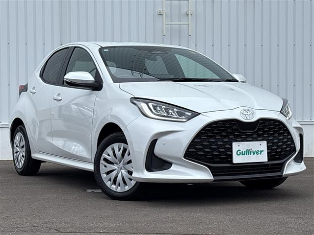 ヤリス 1.5 ハイブリッド G E-Four 4WD 修復歴無し