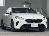 この度は弊社認定中古車をご覧いただき誠にありがとうございます。弊社はBMW 正規ディーラーですので遠方のお客様も安心してご購入下さい。ご不明な点がございましたらお気軽にお申し付けください。