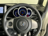 明るく、視認性に優れたメーターで安全運転や燃費管理、車両点検などに役に立つ機能があります ※一部の車種には該当しないものもございます