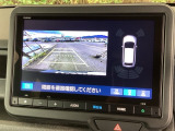 便利な3ビュー切り替え、ガイド線表示付きのバックカメラです!後退時、後方の視界をサポートします!
