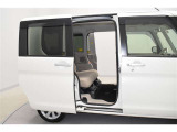 当店は全車『ロングラン保証』付!(1年間、距離無制限 HV車はHV保証付) 別途延長保証もご用意しております♪ ぜひ現車を確認にご来店ください