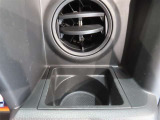運転席側カップホルダーです。