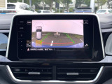 前後パーキングセンサー&リアビューカメラで、車庫入れも安心です。パーキングセンサーは音だけでなくモニターで接近情報を確認出来てより安心です。