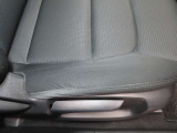 運転席の状態が出る場所ですが、ご覧の通りにキレイな状態ですよ。