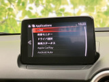 停車中に楽しめるTV機能。長距離移動の際の休憩時間に、ニュースや番組をチェックできます。