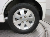 タイヤ周りは実際の車両でご確認ください。