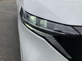 ハロゲンランプの約2倍の光量でより明るく照らす、LEDヘッドランプ!夜間走行時の視認性を高め、とても安心です♪