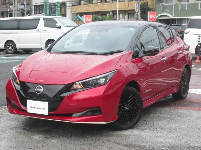 リーフ e+ X 90周年記念車