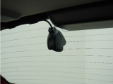 ◆リアにもドライブレコーダーを装備しております◆映像・音声などを記録する自動車用の装置です。もしもの事故の際の記録はもちろん、旅行の際の思い出としてドライブの映像を楽しむことができます。