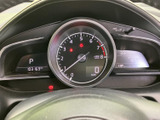 視認性の高いメーター類は、運転に必要な情報を的確にドライバーへ伝えます。走行状況を常に把握できるので安心です。