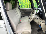 運転席シート廻りは使用感も少なく、良好な状態となっています。丁寧に使われていたことがよくわかりますね。
