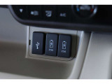 USB入力端子ついています!Apple CarPlayや、Android Autoに接続可能で、音楽再生やスマホのナビ機能が使用できます♪