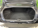 普段のお買い物や通勤、送迎等に十分な荷室スペースを確保しております。