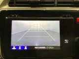 バックでの車庫入れも安心です! リアカメラが付いているバックモニター付のナビを装備しております。操作線もついており距離感も画面から確認できます。