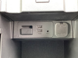 USB/AUXジャックを装備しております