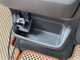 店舗にて現車の確認もいただけますので、お電話で在庫のご確認の上是非ご来店くださいませ。