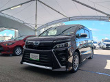 ヴォクシー 1.8 ハイブリッド ZS 