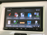 使いやすいナビ・オーディオが搭載されています。運転中に快適に音楽を楽しんだり、目的地をスムーズに検索したりできます。