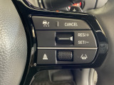 右側のステアリングスイッチはHondaセンシング系のスイッチにセレクターホイールを装備。スピードメーター内・マルチインフォメーション・ディスプレーの各表示が確認できます。
