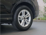 ●オシャレは足元からといいますが、車も同じく足元のエレガンスさで全体のイメージが変わります。