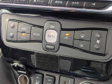 オートエアコンで温度を設定するだけで快適な車内環境を維持することができます!