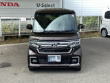 お客様に安全で快適なカーライフをお送りいただくために、中古車にも高いレベルの品質基準を設け、その基準に従って、全ての中古車について納車前整備を実施しています。