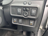 エマージェンシーブレーキ・車線逸脱警報・前後踏み間違い防止アシスト と安全装備も充実です。