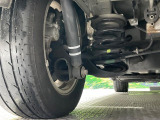 お車を安心してお乗りいただく為には、足回りの定期点検が欠かせません。サービスサポート(有償保証)では無料点検もご提供しており、安心のカーライフをお過ごしいただけるサポート体制が整っています。