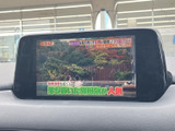 停車中にTVや動画を楽しめる機能が搭載。長距離ドライブや待ち時間も快適に過ごせます。後部座席の方にも喜ばれる機能です。