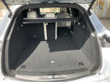 当社は輸入車・国産車の正規ディーラーも運営しており、指定整備工場・認証工場を取得しております。納車前、納車後の点検・車検もお任せください!
