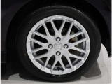 ◆ホンダ純正のアルミホイールです!純正のいいところは車のデザインに合わせてアルミもデザインされていますので、相性がよく見た目も格好いいです。走行安定性も優れていますよ!◆