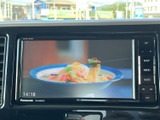 停車中には、地上デジタルテレビの番組をお楽しみいただけます。待ち時間も快適に過ごせる、便利な機能です。