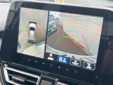 【全方位モニター用カメラ】専用のカメラにより、上から見下ろしたような視点で360度クルマの周囲を確認することができます☆死角部分も確認しやすく、狭い場所での切り返しや駐車もスムーズに行えます。