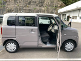 ドア開口部は広々としているので乗り降りしやすいです♪