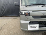 日産カードにご加入いただくとスーパーレスキューコール24が付き24時間安心サポート、全国の日産販売会社で整備・部用品が5%割引でき、とてもお得です。