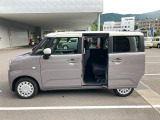 両側スライドドアなので、狭い駐車場でも乗り降りもラクラク♪