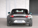 神戸マツダ神戸西インター店は、通常ディーラー+&alpha;の次世代型店舗としてROADSTER EXPERIENCE SPACEの冠を掲げ、「いつでも・誰でも・気軽に会いに行ける」ロードスターUカー専門店。