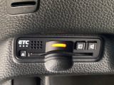 ETC車載器付。ETCが使用可能な道路通行料はキャッシュレスでスマートに走行できます。再セットアップして納車致します。